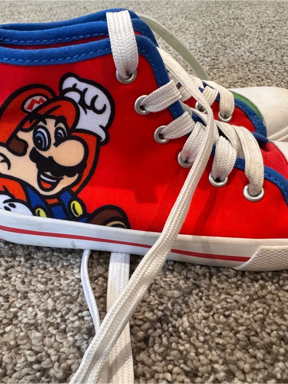 Kids Mario Luigi and Yoshi Red & Green high top Lace-Up Sneakers size 12 kids